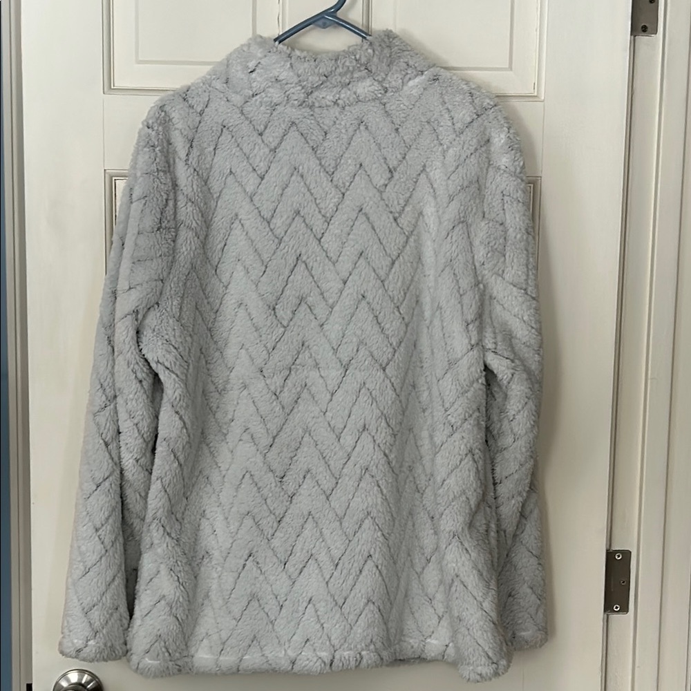 St. John's Bay XXL White Teddy Jacket with Quilted Design - Picture 3 of 11